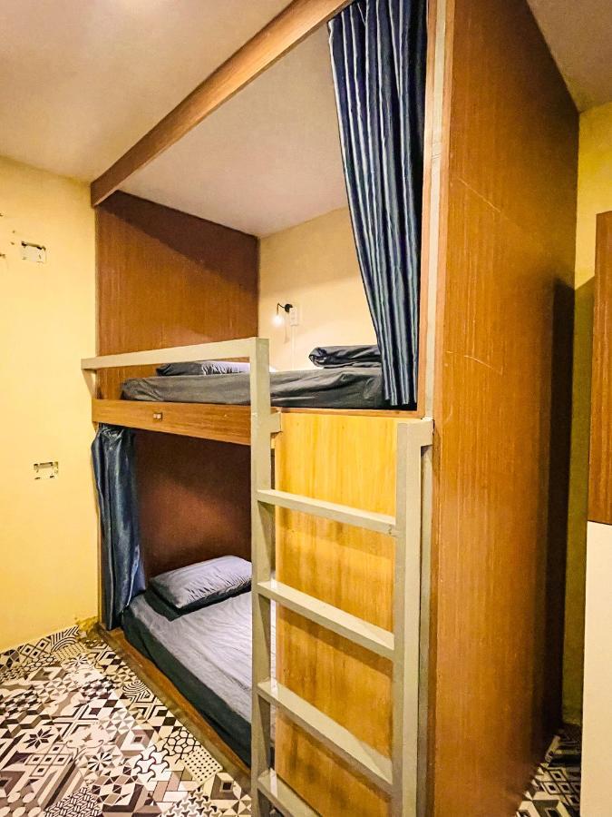 Vy Da Backpacker Hostel Ho Chi Minh City Exterior photo