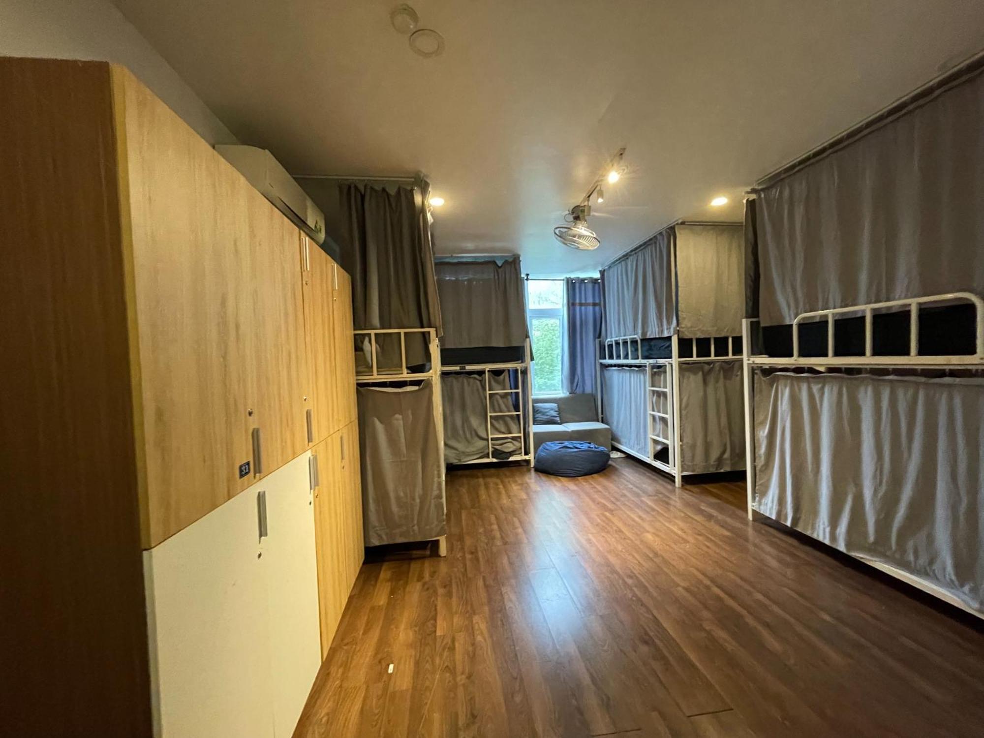 Vy Da Backpacker Hostel Ho Chi Minh City Exterior photo